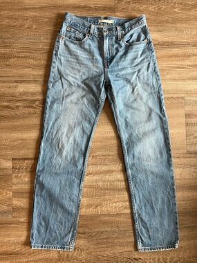 Levi’s Low Pro Straight Jeans Size 25 Medium Wash Low Rise Straight